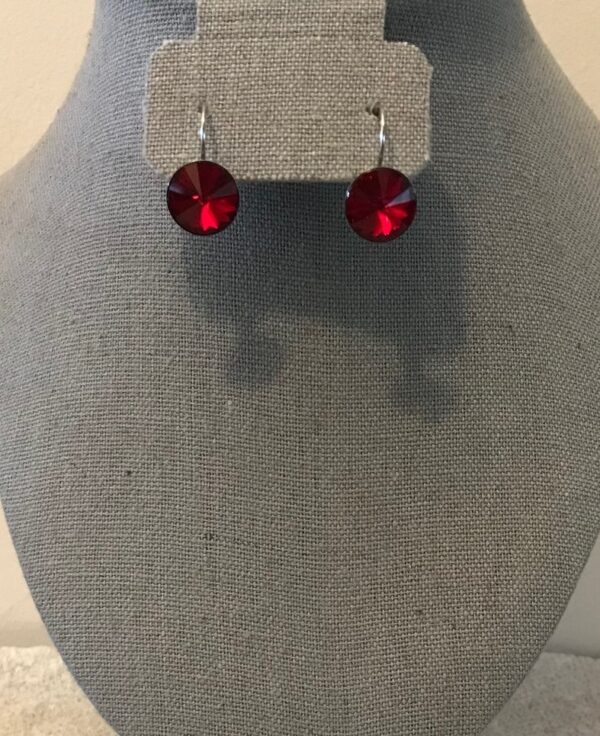 Chaton, Swarovski Siam Red Rivoli Crystal Lever Drop Earrings