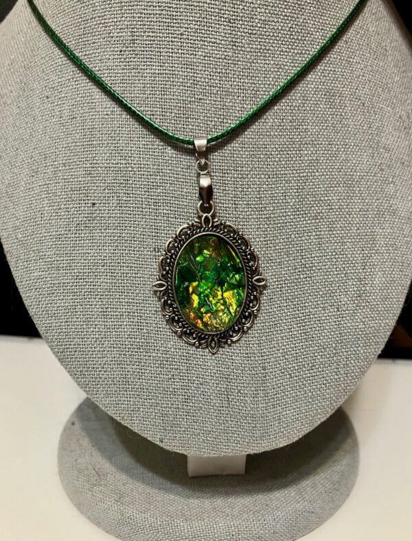 Opalescent Green & Multicolor Pendant Necklace 1, 1OAKG