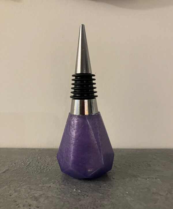 Light Purple Resin Wine Stopper #1, 1OAKG