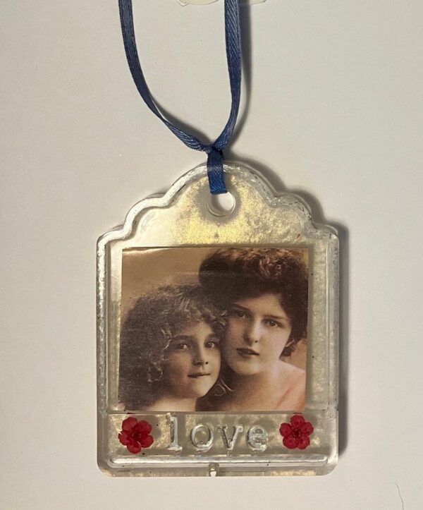 Love, Dried Flowers Put Your Own Photo Ornament, 1OAKG