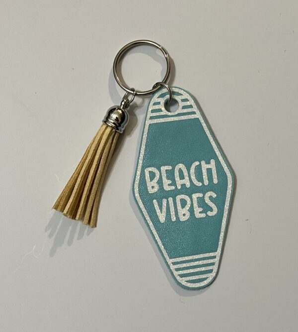 Beach Vibes Motel Key Faux Leather Purse Charm/Keychain with Beach Sand Tassel, 1OAKG